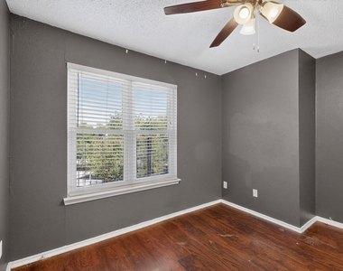 8109 Skillman Street - Photo Thumbnail 17