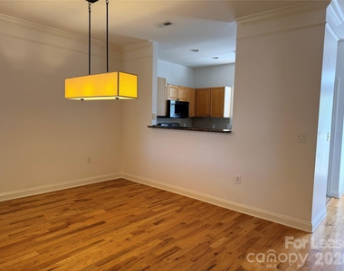 11017 Lancaster Park Drive - Photo Thumbnail 5