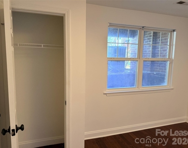 11017 Lancaster Park Drive - Photo Thumbnail 13