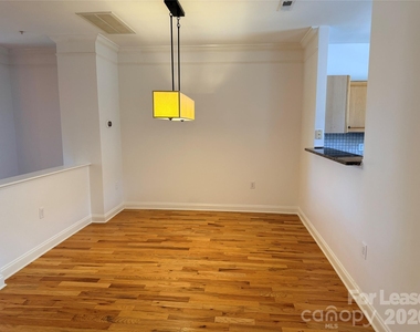 11017 Lancaster Park Drive - Photo Thumbnail 6