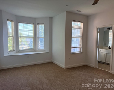 11017 Lancaster Park Drive - Photo Thumbnail 15