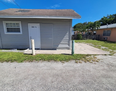 311 S J Street - Photo Thumbnail 18
