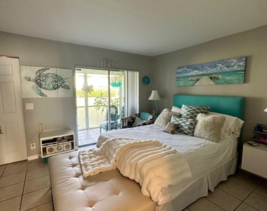 3000 Springdale Boulevard - Photo Thumbnail 14