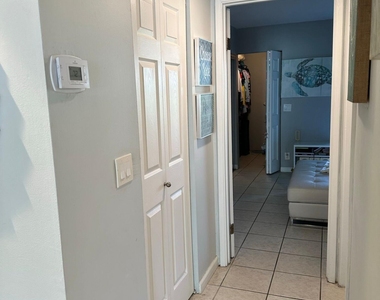 3000 Springdale Boulevard - Photo Thumbnail 10