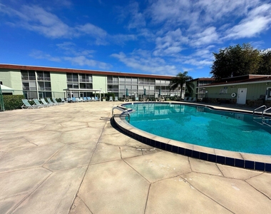 3000 Springdale Boulevard - Photo Thumbnail 20