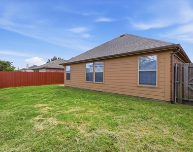 506 Hackberry Drive - Photo Thumbnail 34