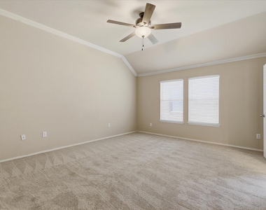 506 Hackberry Drive - Photo Thumbnail 19