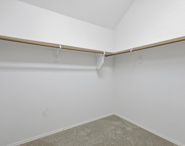 506 Hackberry Drive - Photo Thumbnail 26