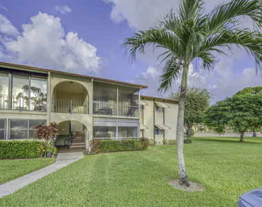 3526 La Palmas Court - Photo Thumbnail 8