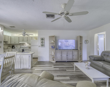 3526 La Palmas Court - Photo Thumbnail 18