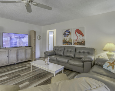 3526 La Palmas Court - Photo Thumbnail 17