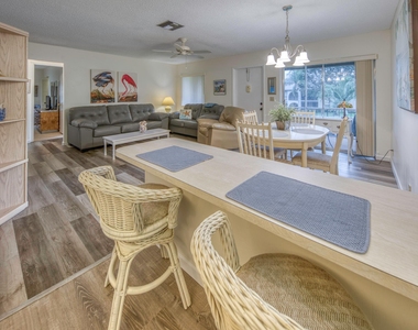 3526 La Palmas Court - Photo Thumbnail 20