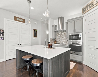 7846 Verona Place - Photo Thumbnail 12