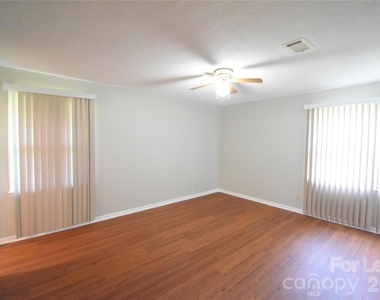 4099 Shenandoah Drive Sw - Photo Thumbnail 19