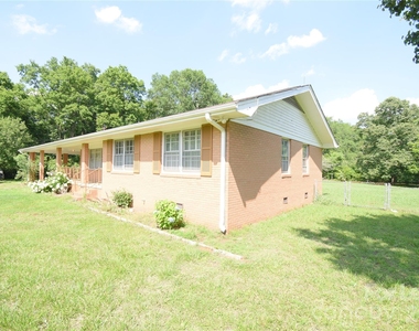 4099 Shenandoah Drive Sw - Photo Thumbnail 1