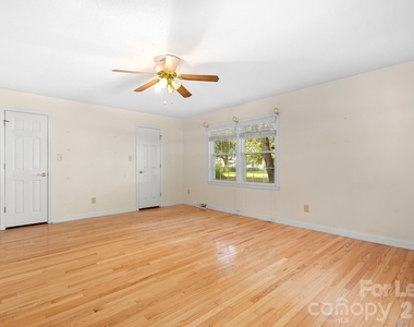 35 Sumner Avenue Nw - Photo Thumbnail 19