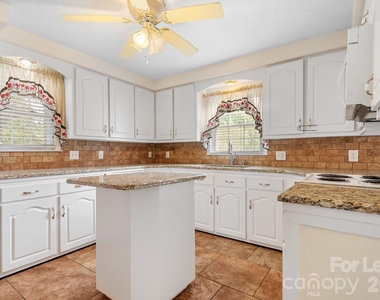 35 Sumner Avenue Nw - Photo Thumbnail 10