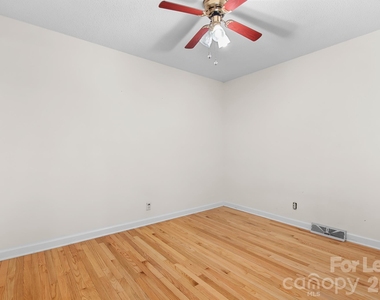 35 Sumner Avenue Nw - Photo Thumbnail 21