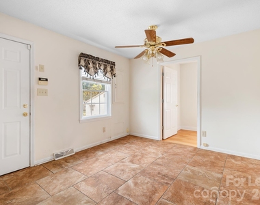 35 Sumner Avenue Nw - Photo Thumbnail 15