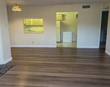 1002 Green Pine Boulevard - Photo Thumbnail 17