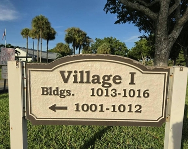1002 Green Pine Boulevard - Photo Thumbnail 6