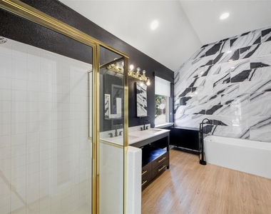 1431 Constellation Drive - Photo Thumbnail 22