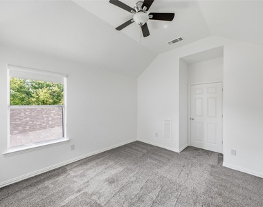 1431 Constellation Drive - Photo Thumbnail 28