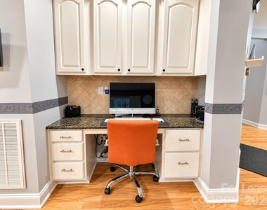 5824 Hartfield Downs Drive - Photo Thumbnail 9