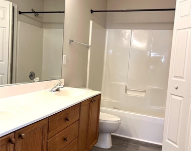 7699 Petrea Lane - Photo Thumbnail 7