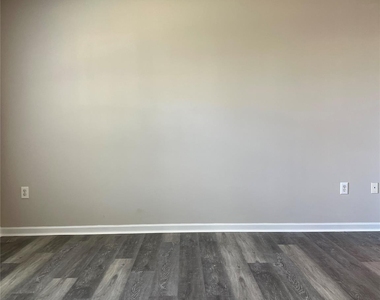 7699 Petrea Lane - Photo Thumbnail 5