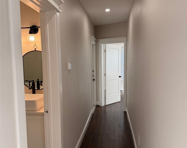 4112 Junius Street - Photo Thumbnail 12