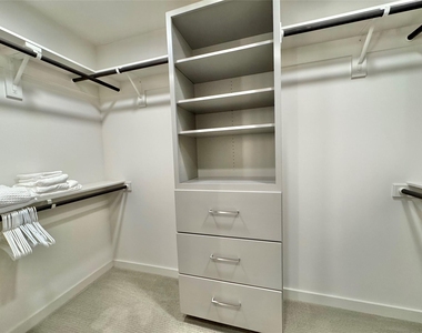 6911 Cowboys Way - Photo Thumbnail 8