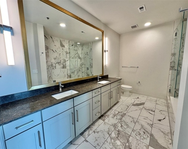 6911 Cowboys Way - Photo Thumbnail 18