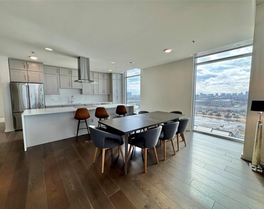 6911 Cowboys Way - Photo Thumbnail 13