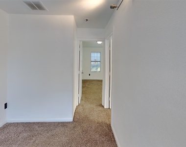 3604 Baldwin Avenue - Photo Thumbnail 7