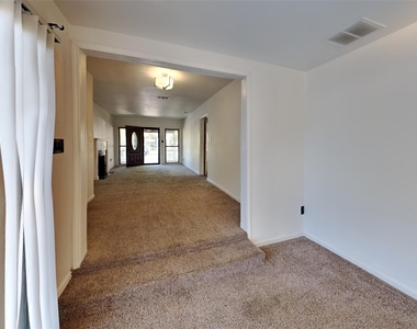 3604 Baldwin Avenue - Photo Thumbnail 6