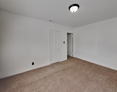 3604 Baldwin Avenue - Photo Thumbnail 13