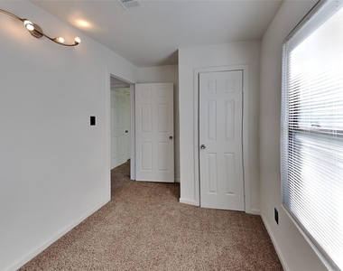 3604 Baldwin Avenue - Photo Thumbnail 18