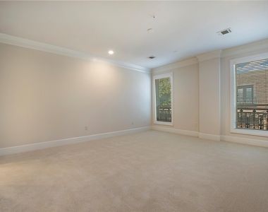 6505 Bandera Avenue - Photo Thumbnail 7