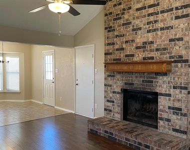 2414 Palo Alto - Photo Thumbnail 6