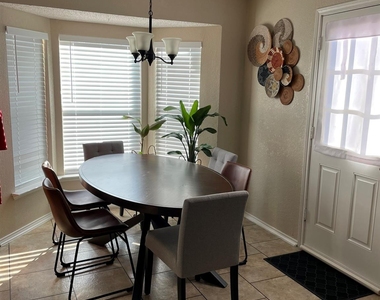 2414 Palo Alto - Photo Thumbnail 4