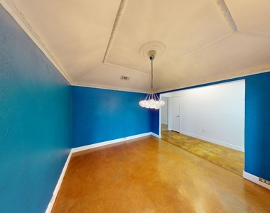 1617 Oak Creek Drive - Photo Thumbnail 10