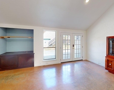 1617 Oak Creek Drive - Photo Thumbnail 3