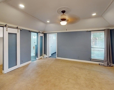 1617 Oak Creek Drive - Photo Thumbnail 13