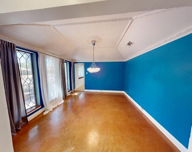 1617 Oak Creek Drive - Photo Thumbnail 11