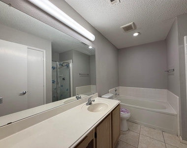 5210 Welbeck Court - Photo Thumbnail 12