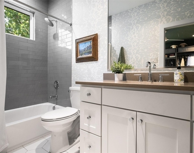 5622 Matalee Avenue - Photo Thumbnail 18