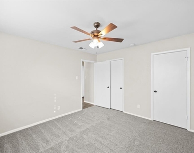 2001 San Jacinto Drive - Photo Thumbnail 24