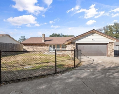 2001 San Jacinto Drive - Photo Thumbnail 29