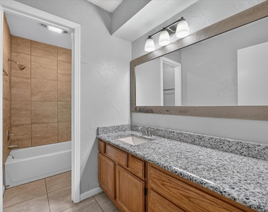 6319 Christy Court - Photo Thumbnail 18